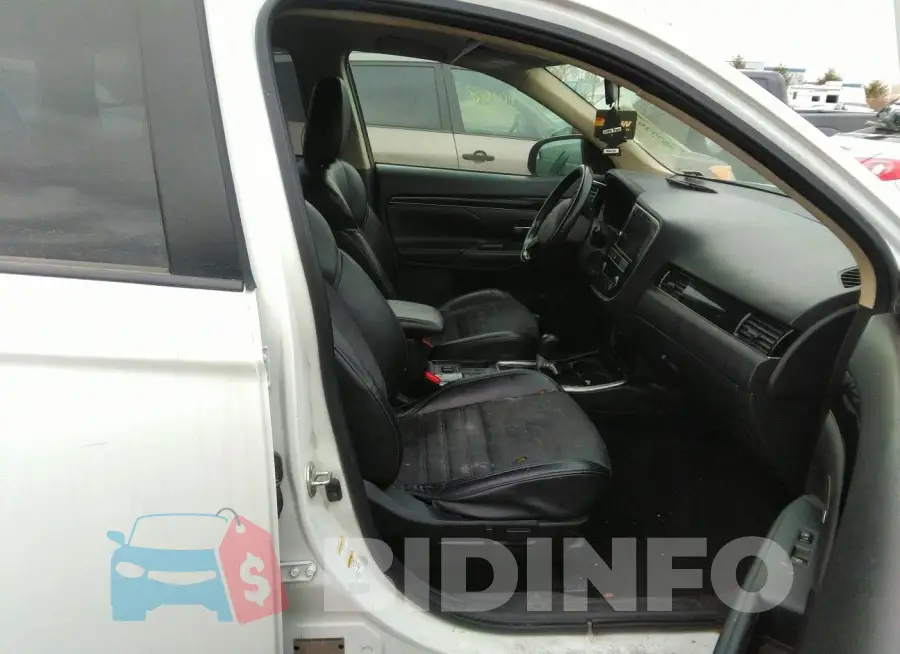 JA4AD3A31KZ006997 Photo# 5