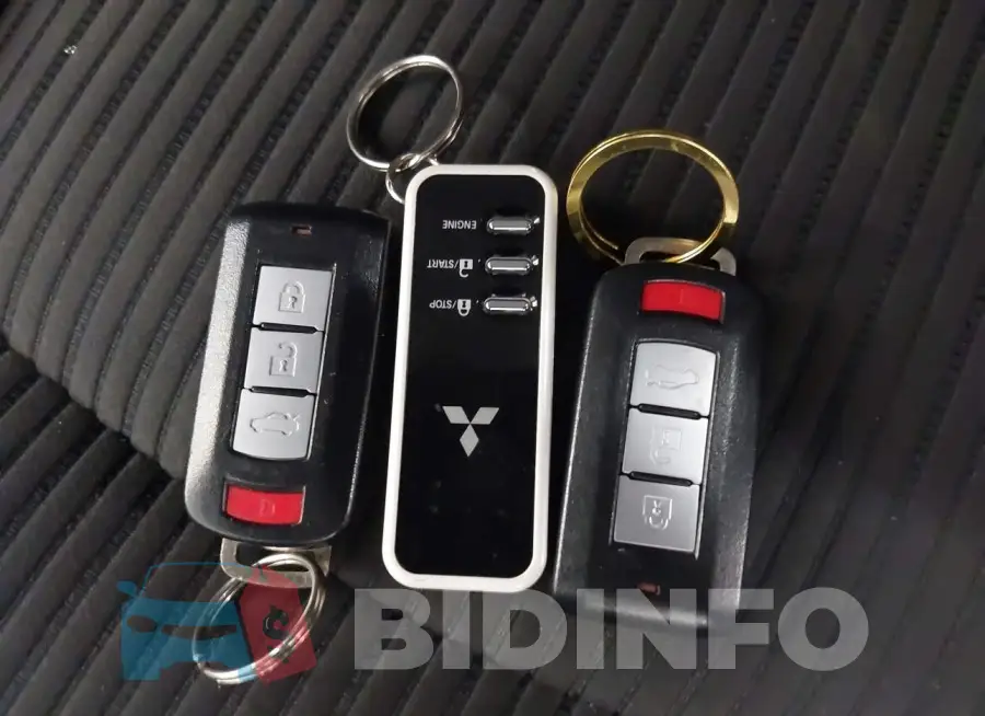 ML32F4FJ7KHF06482 Photo# 11