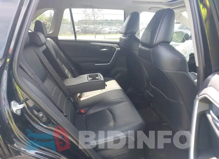 4T3B6RFV8MU024272 Photo# 8