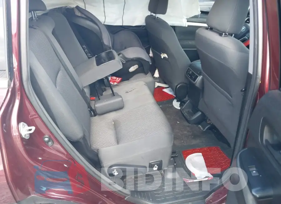 5TDZARFH8JS033719 Photo# 5