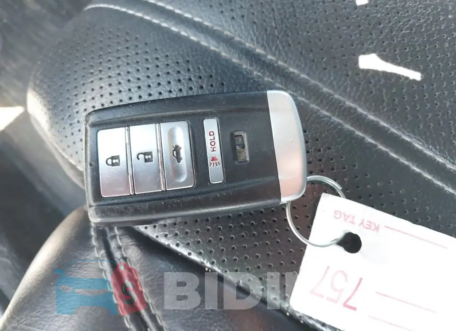 19UUB2F55JA000888 Photo# 11