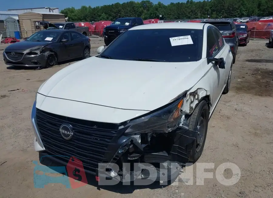 1N4BL4BV9PN401811 Photo# 6
