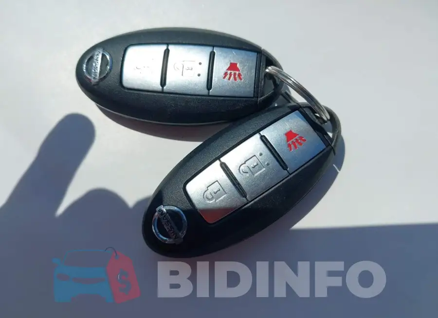 JN8AF5MR1FT509647 Photo# 11