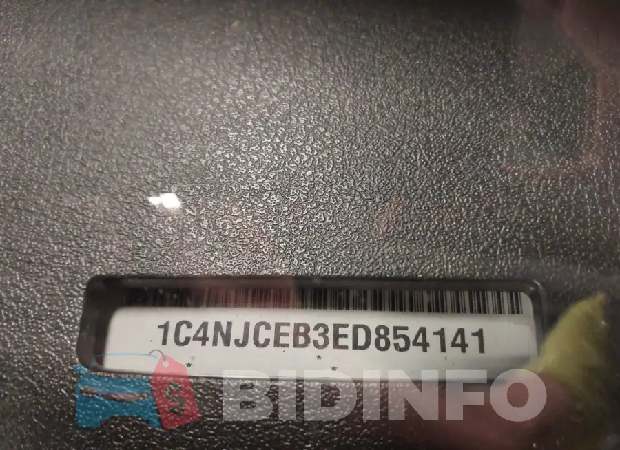 1C4NJCEB3ED854141 Photo# 9