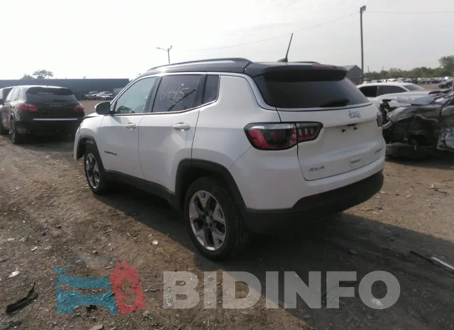 3C4NJDCB4LT116445 Photo# 3