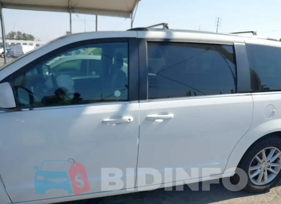 2C4RDGCG7KR734981 Photo# 14