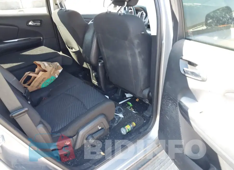 3C4PDCAB0GT103615 Photo# 8