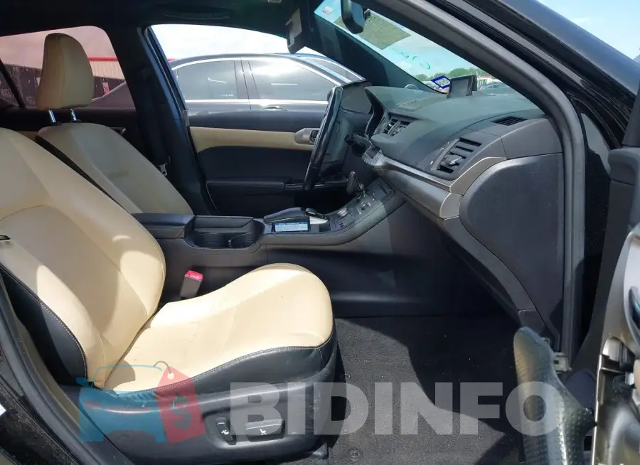 JTHKD5BH8E2196017 Photo# 5