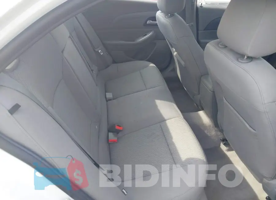 1G11B5SL7FF102686 Photo# 8
