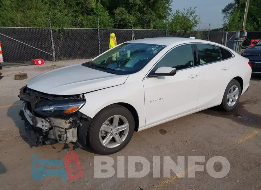 1G1ZD5ST8RF175809 Photo# 2
