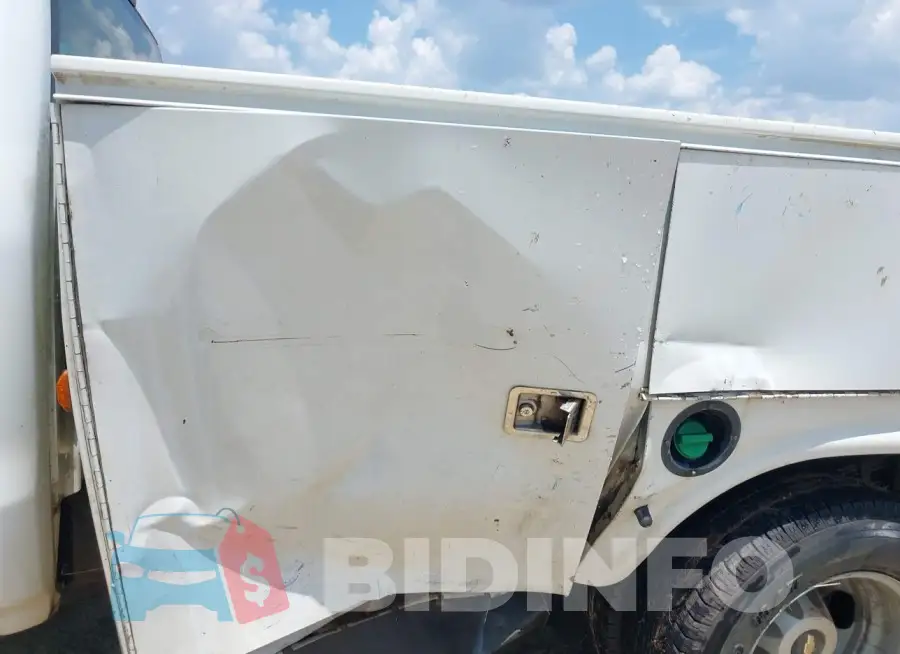 1GB4CYC80FF162648 Photo# 13