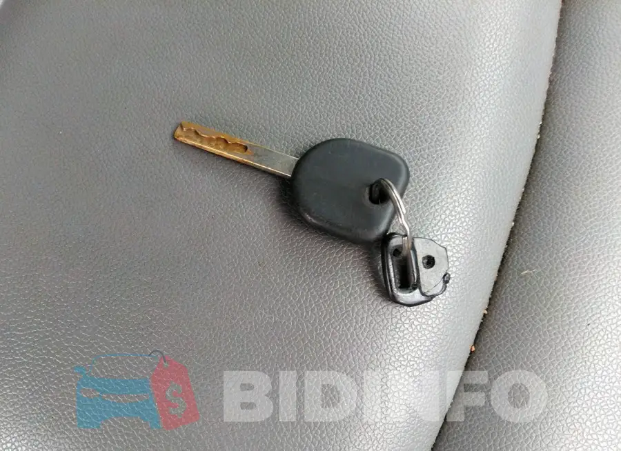 1GCHSAEA8F1152678 Photo# 11