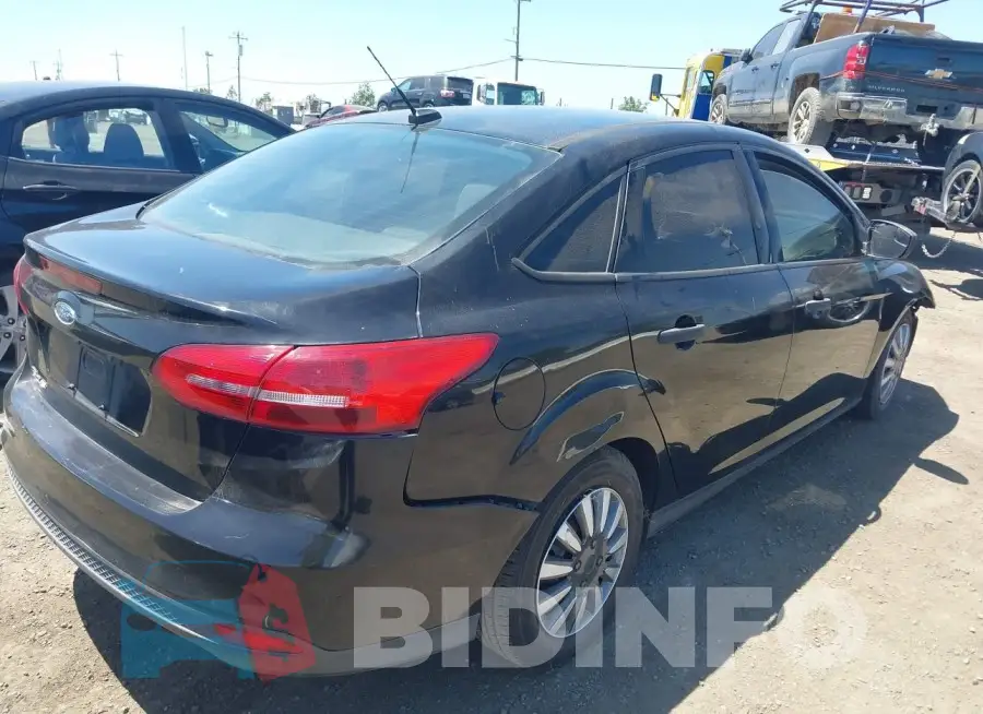1FADP3E21GL380148 Photo# 4