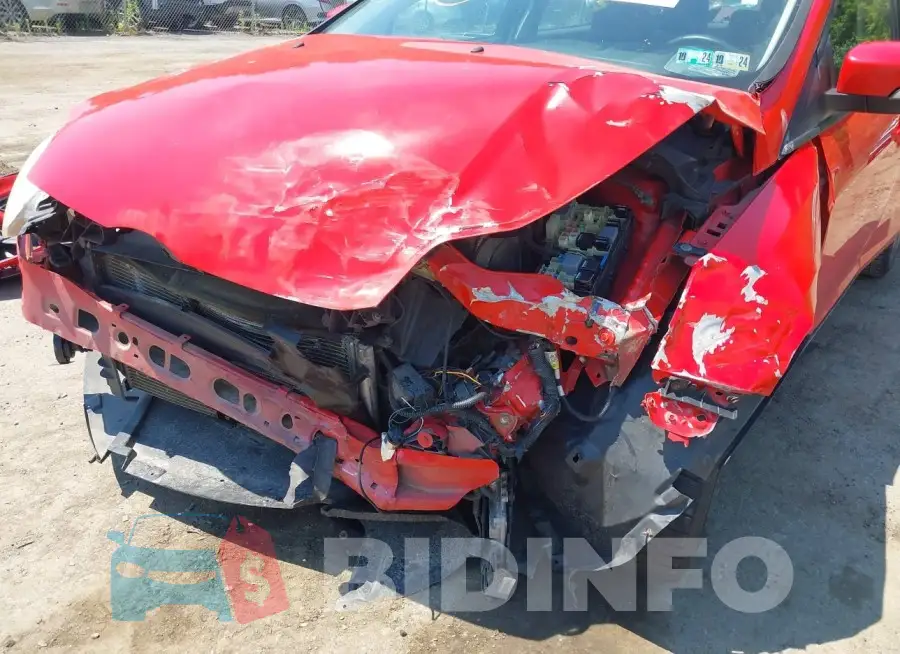 1FADP3F22EL438375 Photo# 6