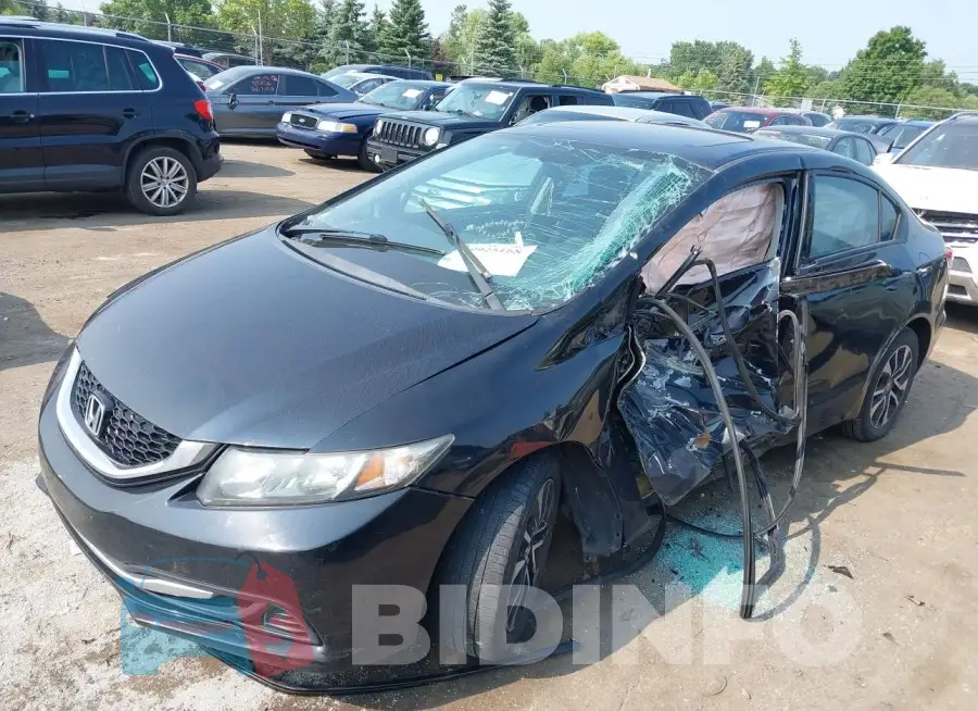 19XFB2F82FE216977 Photo# 2