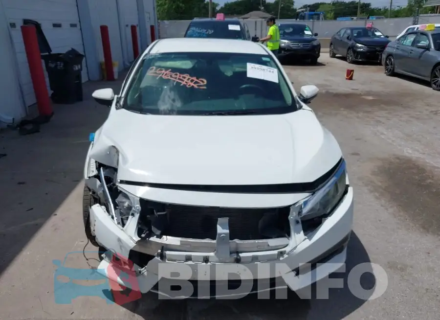 19XFC2F56GE018438 Photo# 12