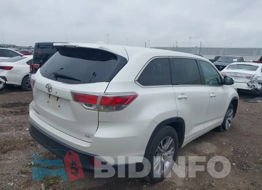 5TDZKRFH3GS135077 Photo# 4