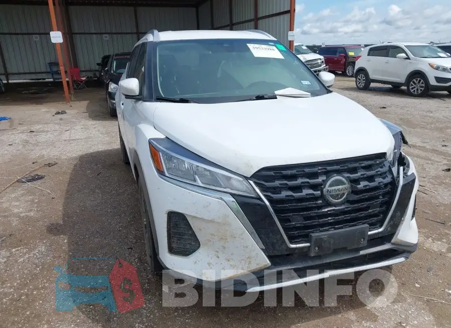 3N1CP5CV4ML481637 Photo# 1