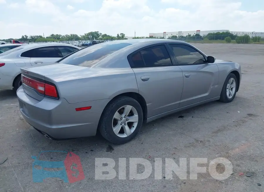 2C3CDXBG4EH215313 Photo# 4