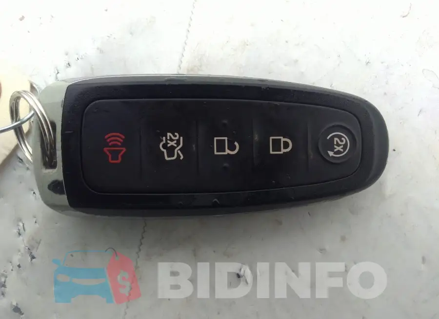 1FMCU9J90HUD92061 Photo# 11