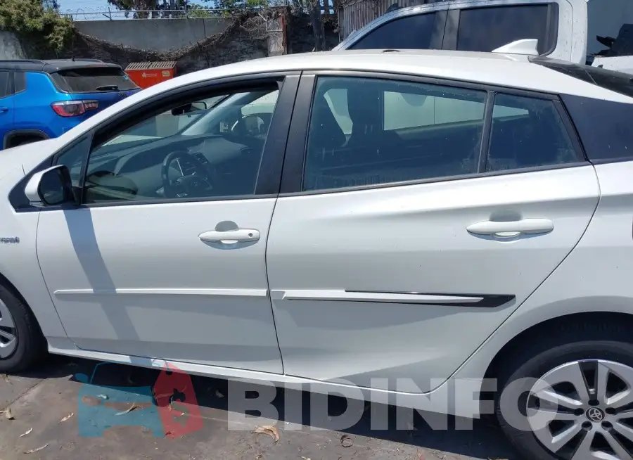 JTDKARFU9G3526821 Photo# 14