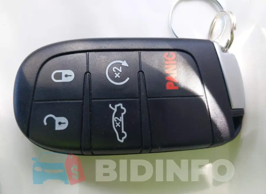2C3CDXBG5PH592025 Photo# 11