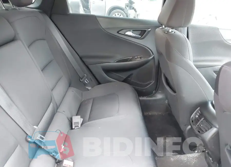 1G1ZD5ST3JF132998 Photo# 8