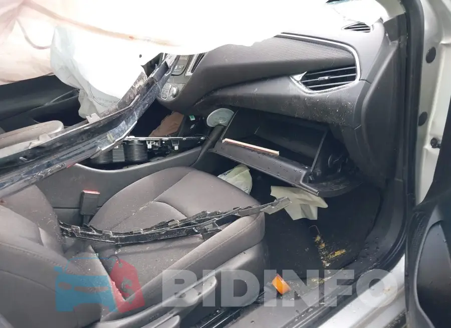 1G1ZD5ST6KF187513 Photo# 5