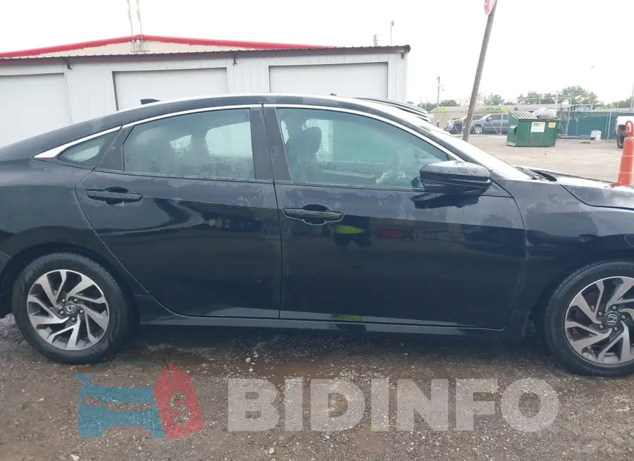 19XFC2F78HE034983 Photo# 14