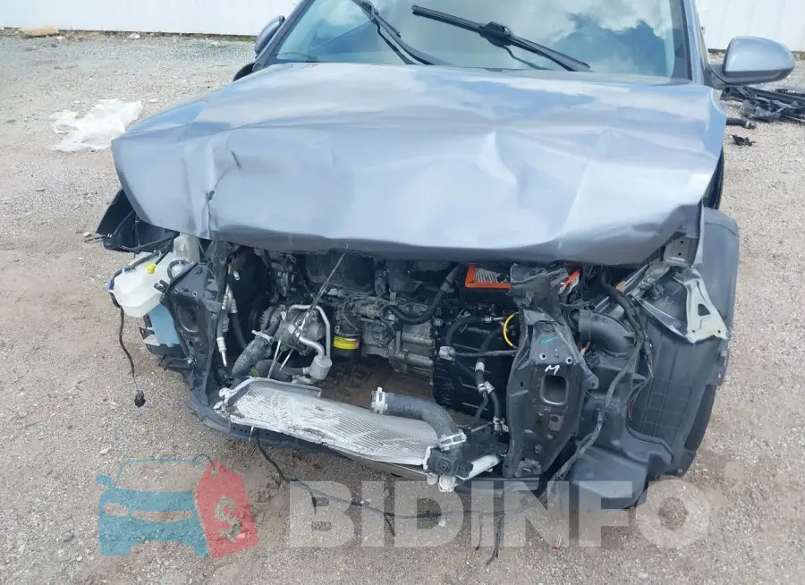 3KPC24A33KE057729 Photo# 6
