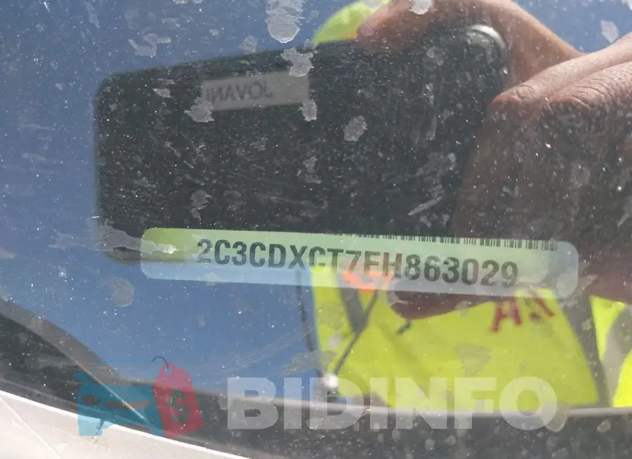 2C3CDXCT7FH863029 Photo# 9