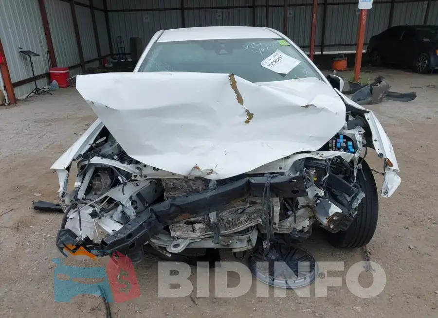 2T1BURHE4HC956441 Photo# 6