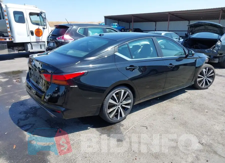 1N4BL4CV3LC185037 Photo# 4