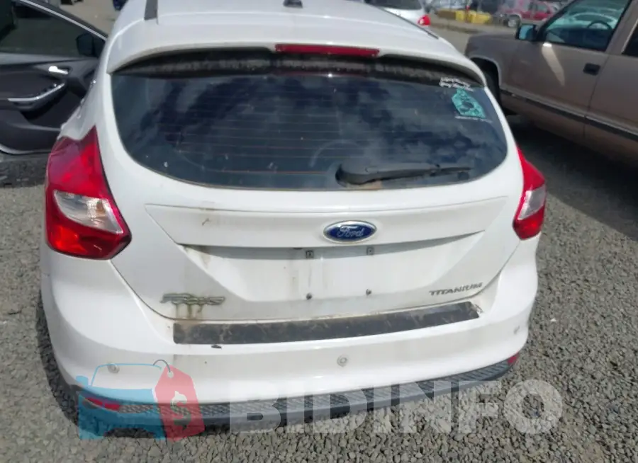 1FADP3N21EL355697 Photo# 6