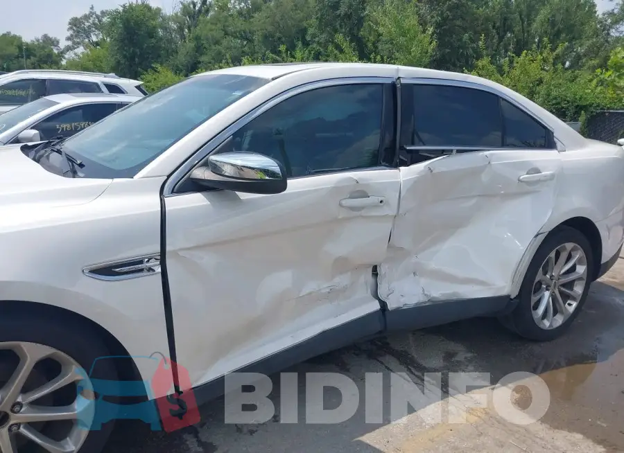 1FAHP2F87JG104085 Photo# 6