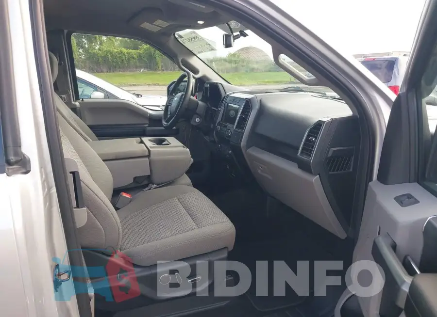 1FTFX1EG5JFA42647 Photo# 5