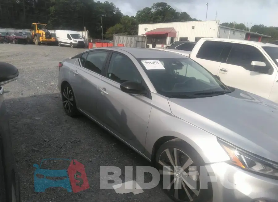 1N4BL4CV6MN366042 Photo# 13