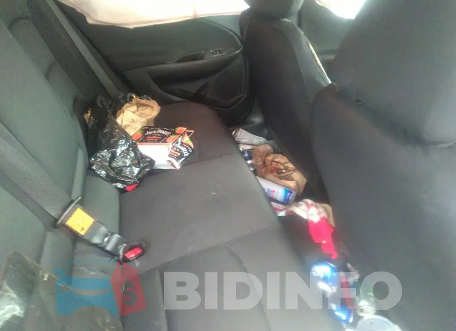 1G1ZD5ST6LF084402 Photo# 8