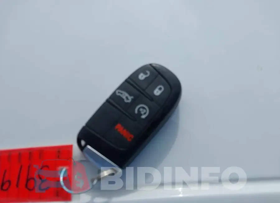 2C3CDXBG7KH748185 Photo# 11