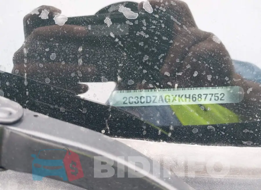 2C3CDZAGXKH687752 Photo# 9