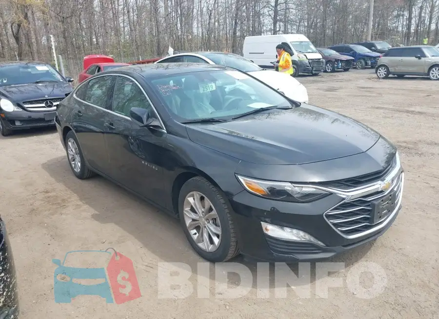 1G1ZD5ST2MF011917 Photo# 1