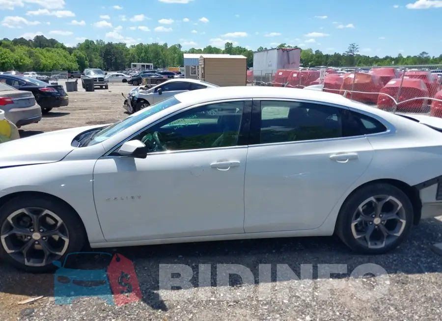 1G1ZD5ST5LF125621 Photo# 14