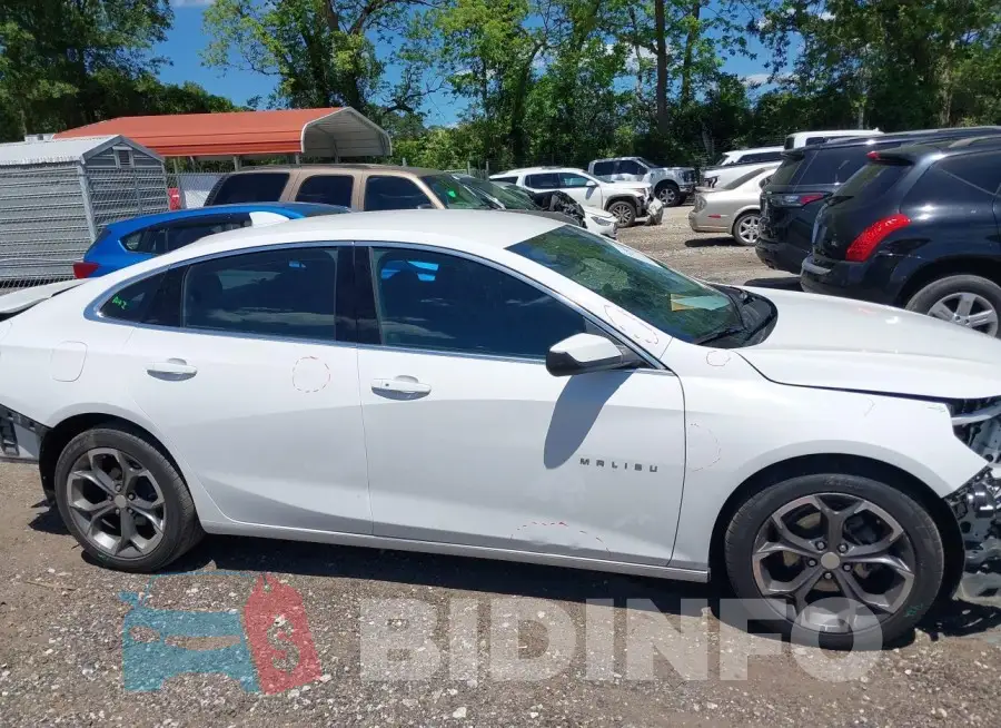 1G1ZD5ST5LF125621 Photo# 13