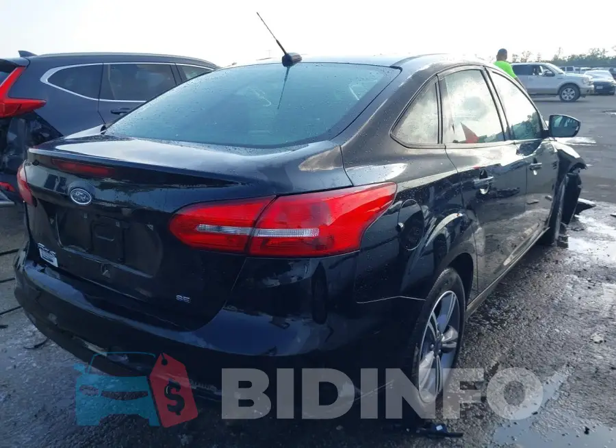 1FADP3F2XJL226866 Photo# 4