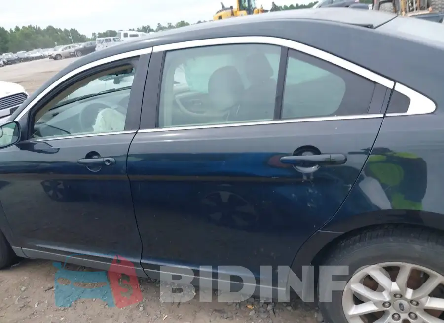 1FAHP2D9XEG165027 Photo# 14