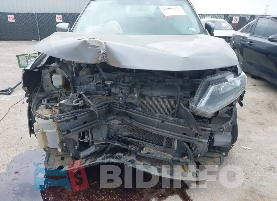 JN8AT2MT6GW008613 Photo# 6