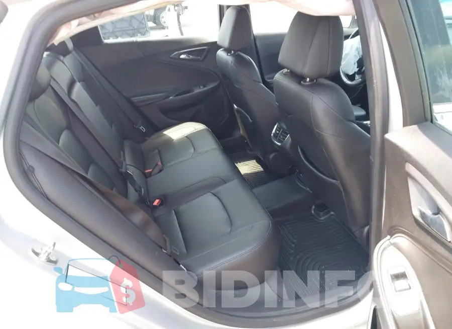 1G1ZD5ST5JF231516 Photo# 8