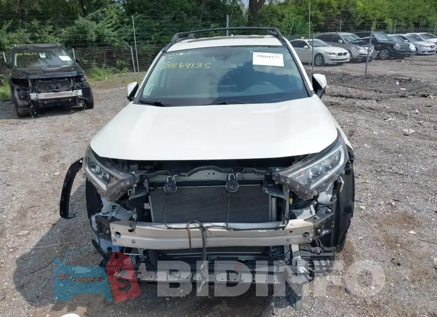 2T3A1RFV7MW157843 Photo# 13