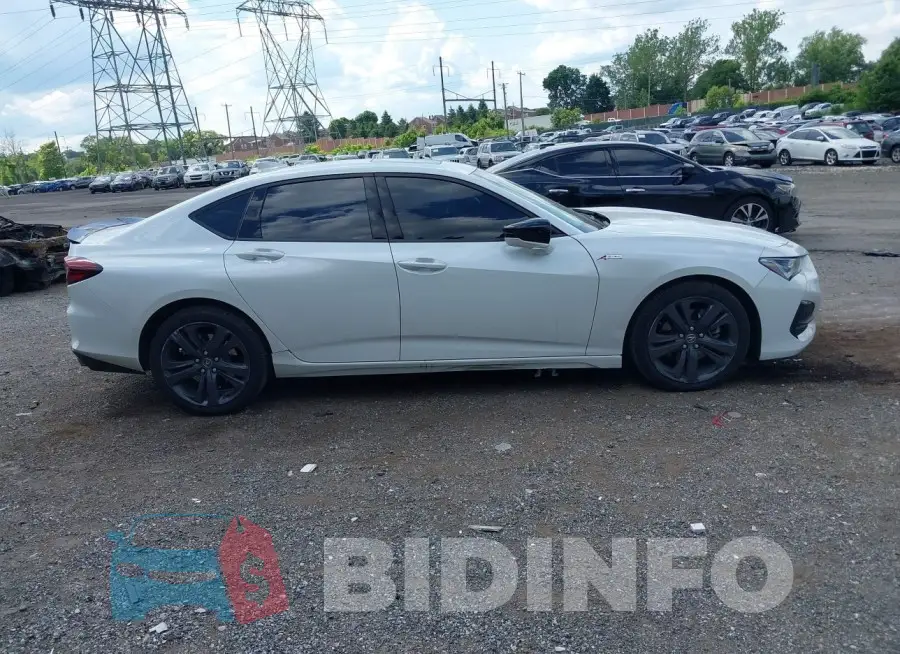 19UUB6F52PA003473 Photo# 14