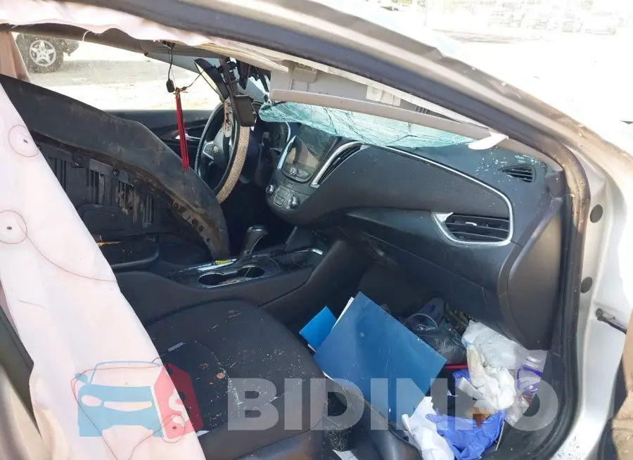 1G1ZD5ST7LF021695 Photo# 5